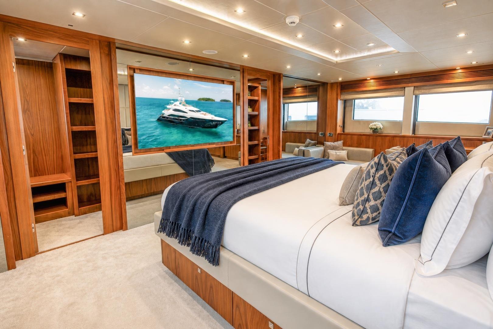 2014 Sunseeker 131 – photo 14