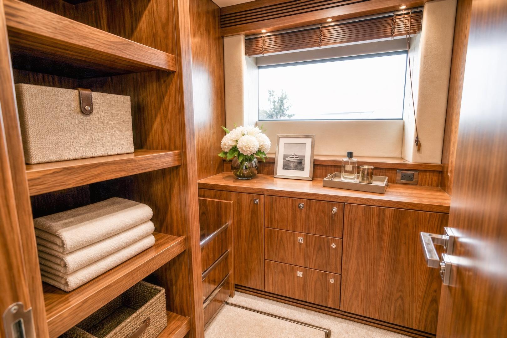 2014 Sunseeker 131 – photo 18