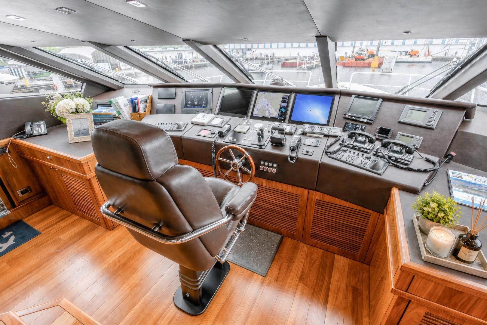 2014 Sunseeker 131 – photo 22