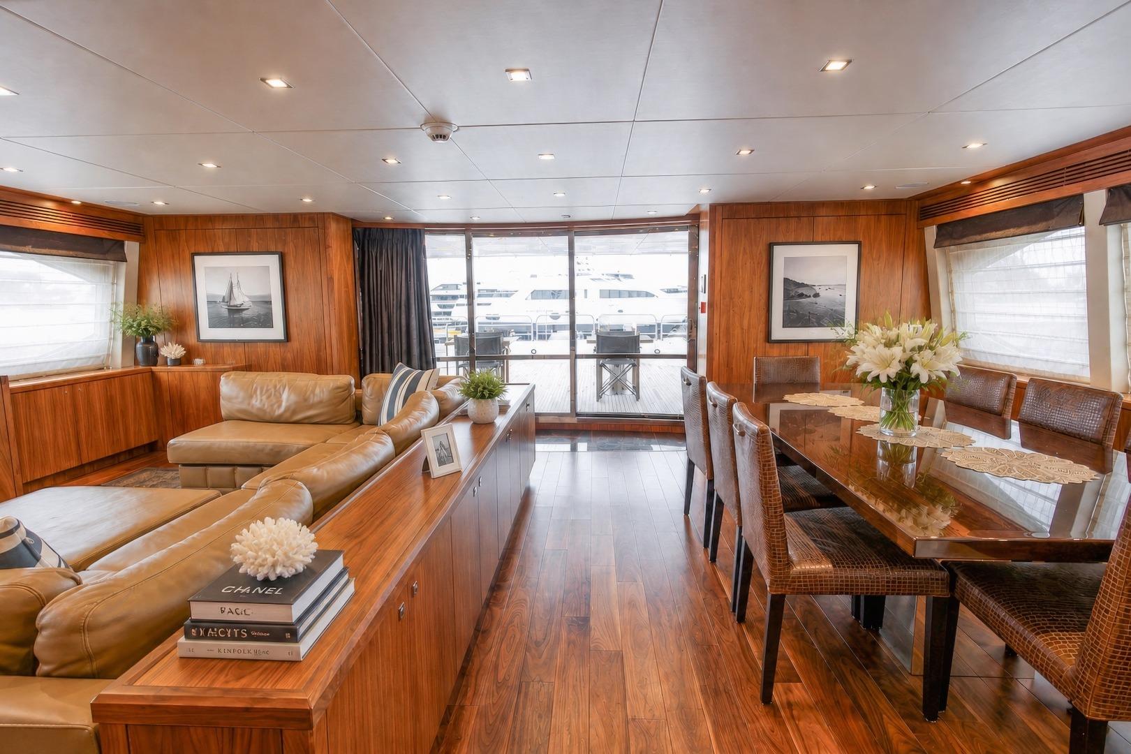 2014 Sunseeker 131 – photo 25