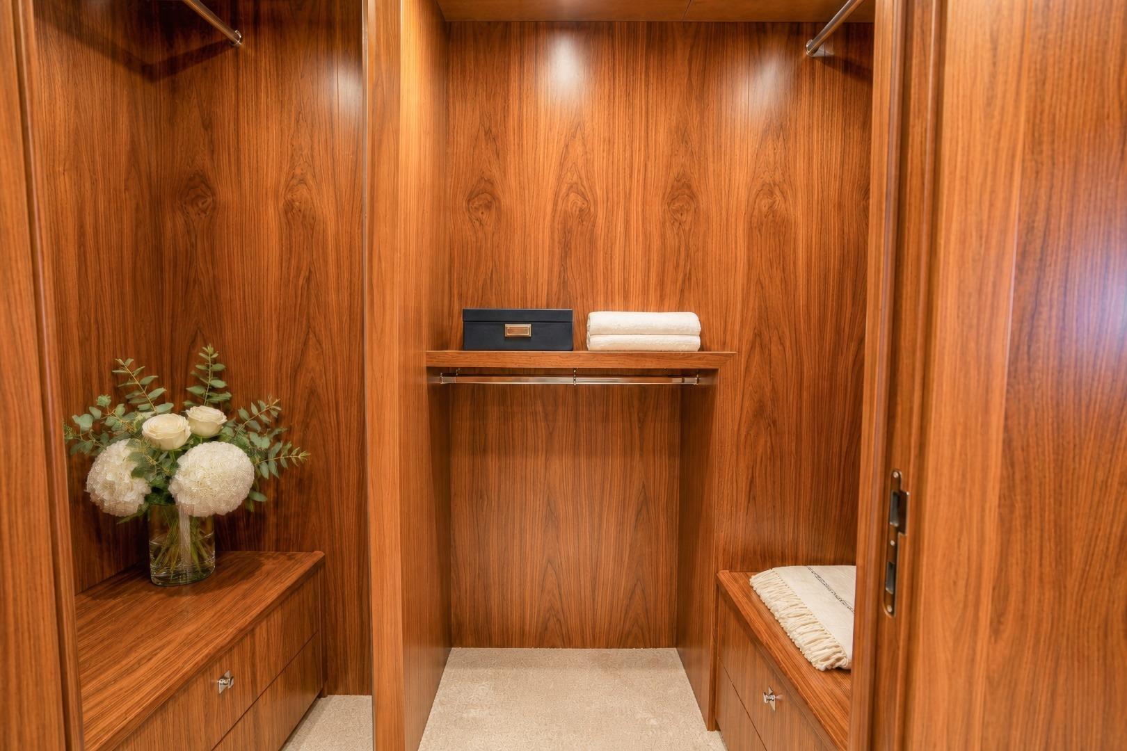 2014 Sunseeker 131 – photo 37