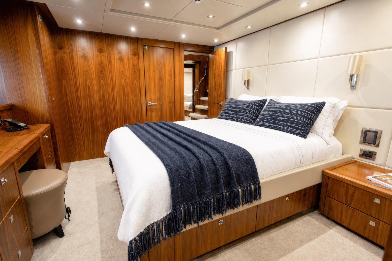 2014 Sunseeker 131 – photo 40