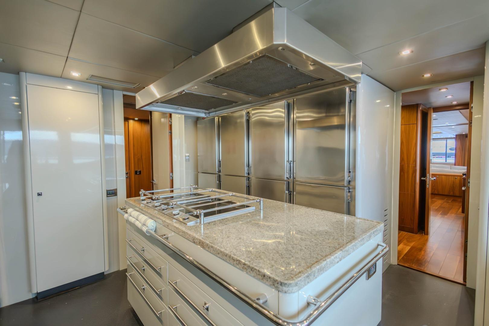 2014 Sunseeker 131 – photo 55