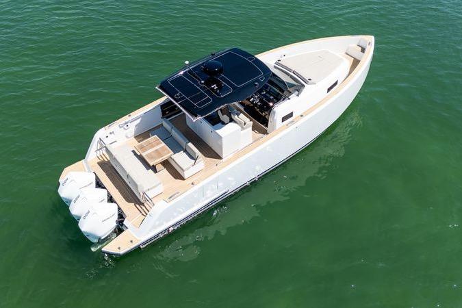 2022 Pardo Yachts 38 for sale in Miami Beach – exterior view