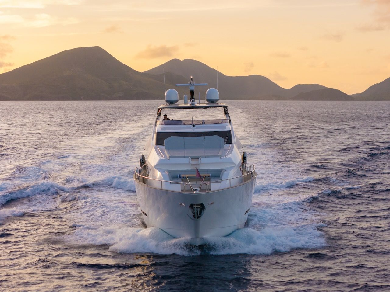 2024 Sunseeker 95 Yacht – photo 2