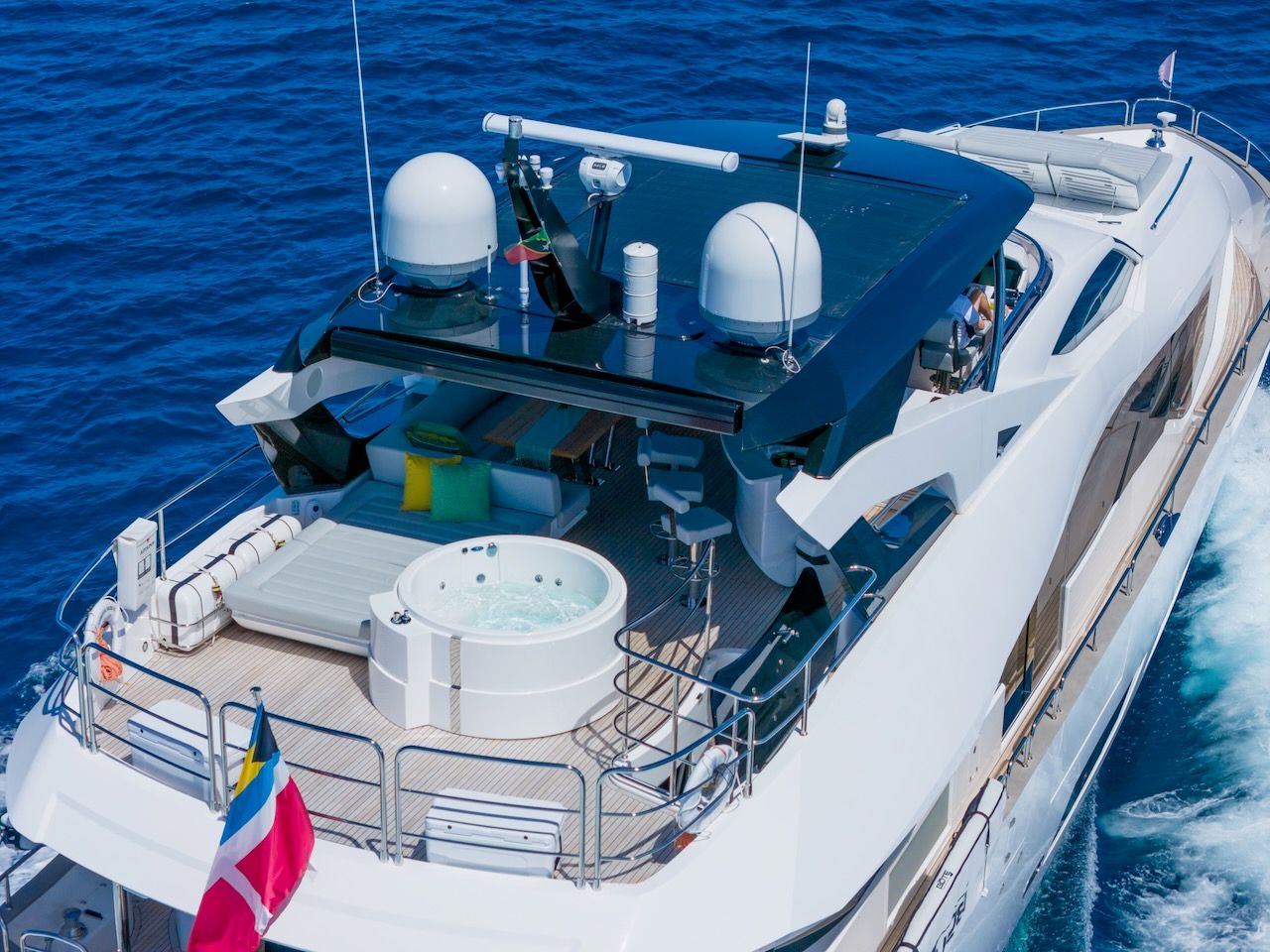 2024 Sunseeker 95 Yacht – photo 5