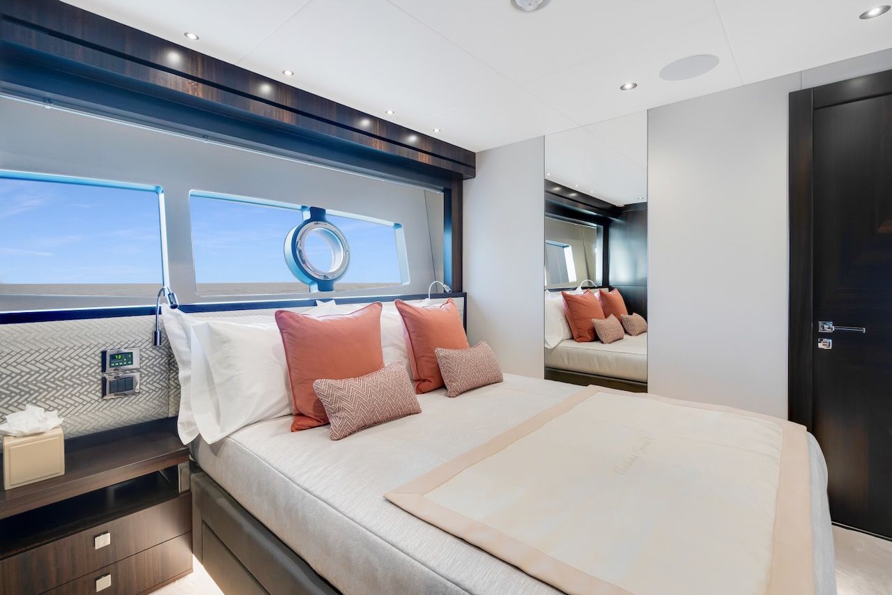 2024 Sunseeker 95 Yacht – photo 22