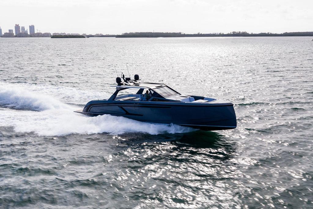 Vanquish VQ55 – photo 10